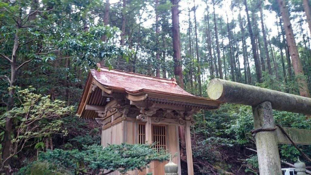 神社屋根改修工事